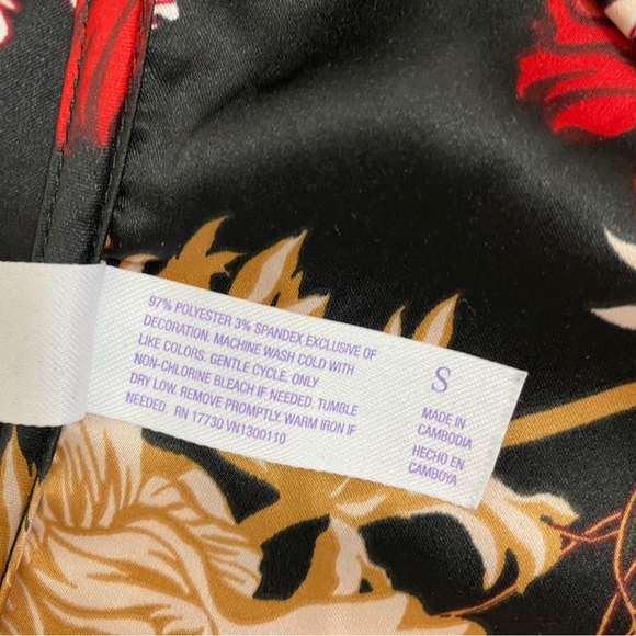 Stars Above Women’s Sleepwear - Picture 5 of 5